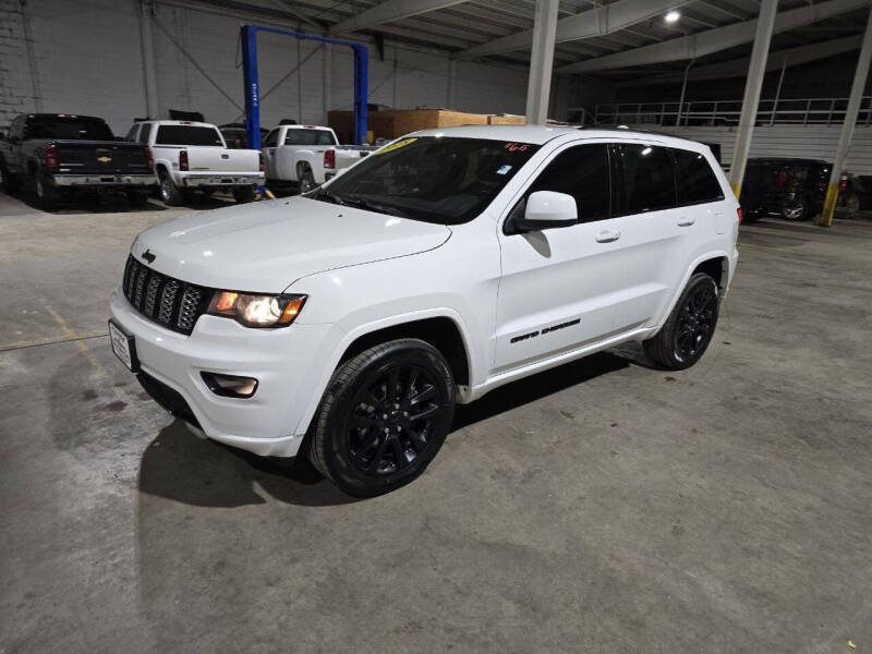 2018 Jeep Grand Cherokee Altitude's photo
