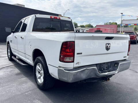 2013 RAM 1500 SLT