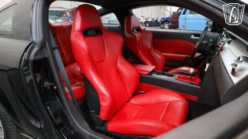 2005 Ford Mustang