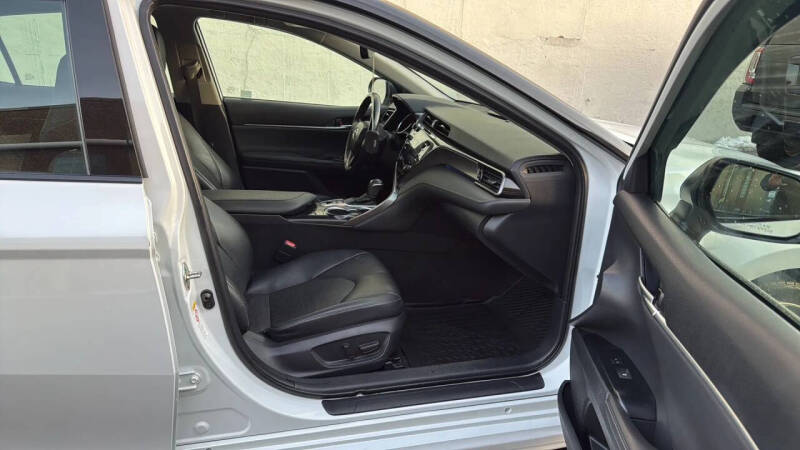 2019 Toyota Camry XSE