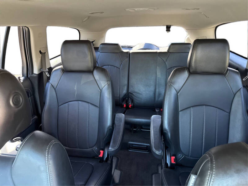 2017 Buick Enclave Leather