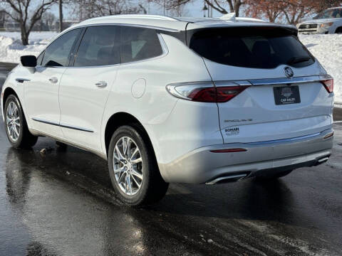 2022 Buick Enclave Essence