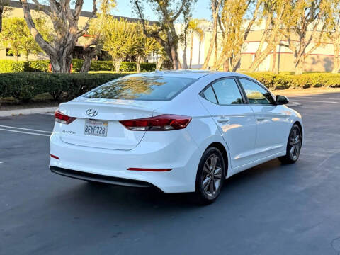 2018 Hyundai Elantra