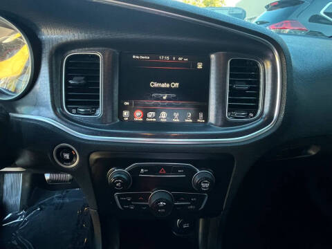 2016 Dodge Charger SXT