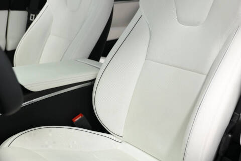 2022 Tesla Model X Plaid