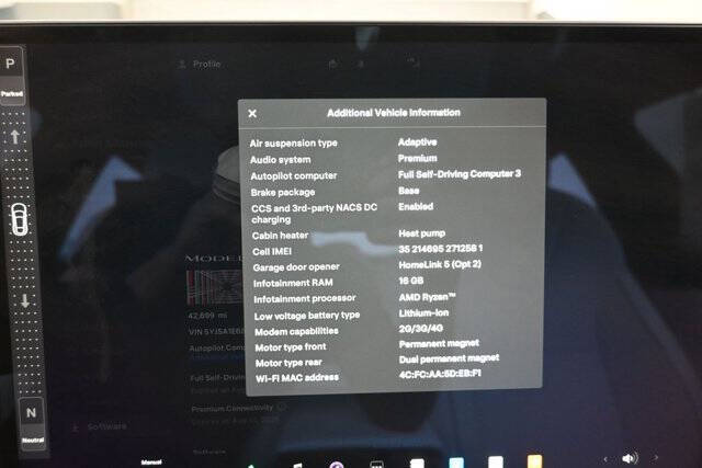 2022 Tesla Model S Plaid