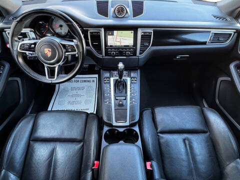 2015 Porsche Macan S