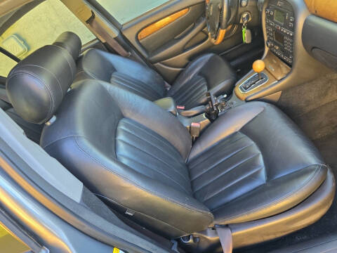 2003 Jaguar X-Type 2.5