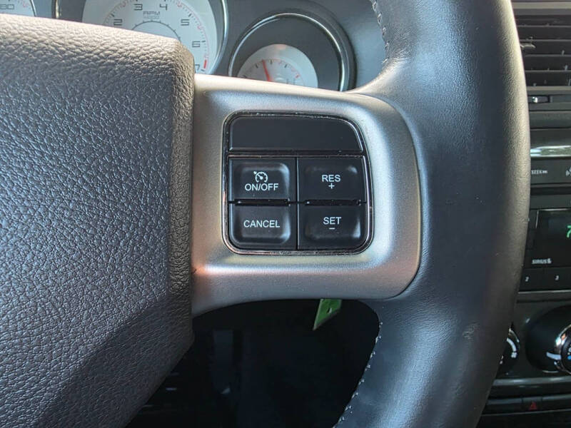 2014 Dodge Challenger SXT