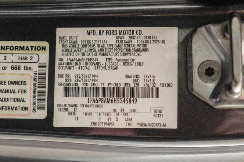 2017 Ford Mustang V6