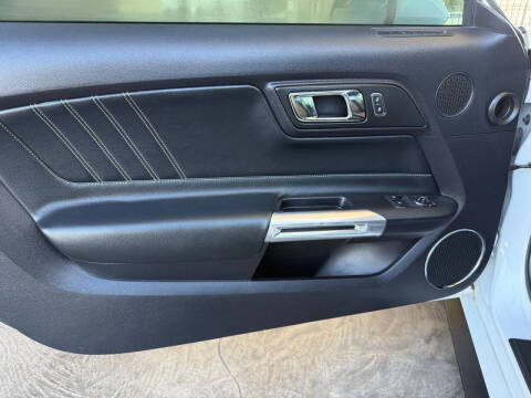 2015 Ford Mustang EcoBoost Premium
