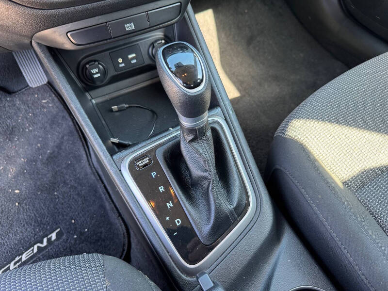 2021 Hyundai Accent SE