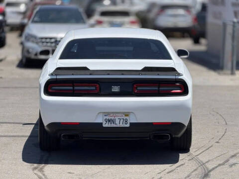 2017 Dodge Challenger