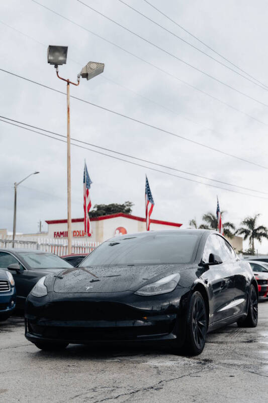 2021 Tesla Model 3 Standard Range Plus