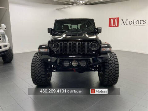 2025 Jeep Gladiator NightHawk
