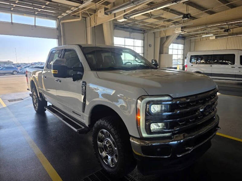 2023 Ford F-250 Super Duty Lariat's photo