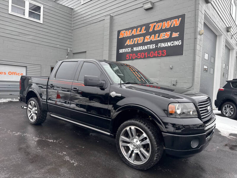 2007 Ford F-150 for sale at Small Town Auto Sales Inc. in Hazleton PA