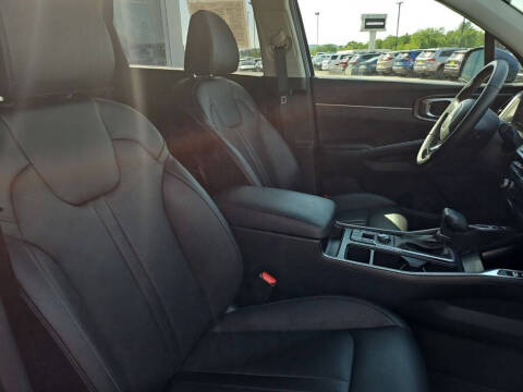 2025 Kia Sorento EX