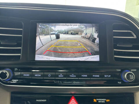 2019 Hyundai Elantra