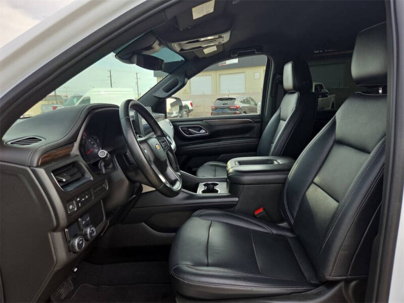 2023 Chevrolet Suburban LS