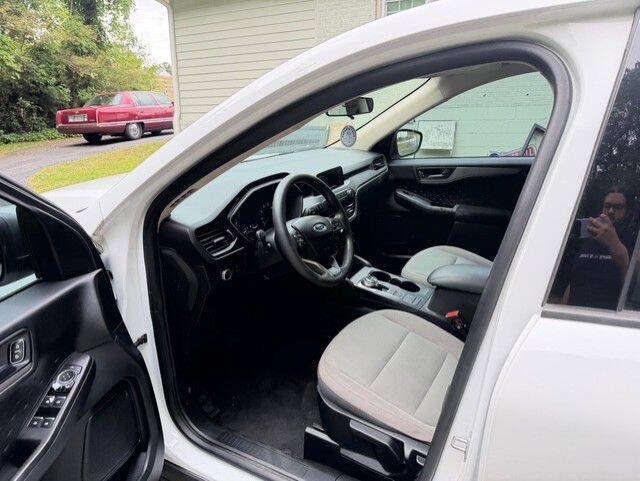 2020 Ford Escape S