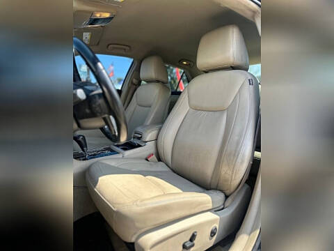 2011 Chrysler 300 Limited