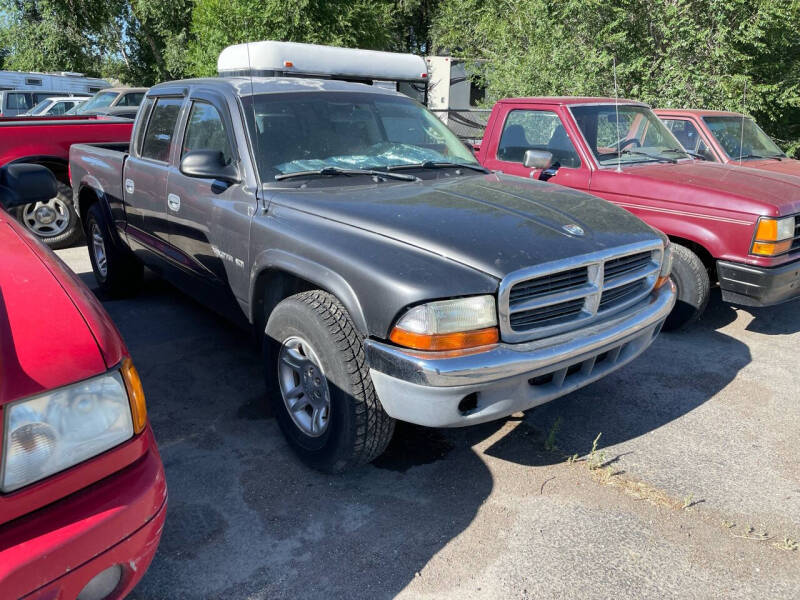 2002 Dodge Dakota SLT photo 2