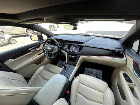 2017 Cadillac XT5 Premium Luxury