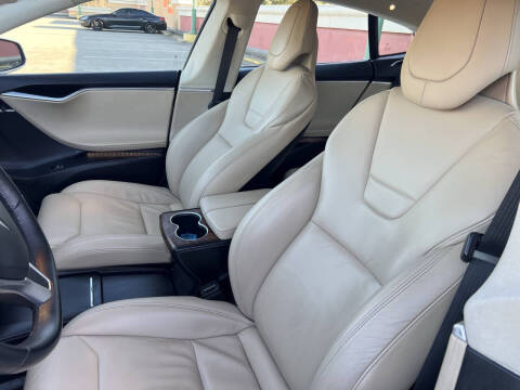 2017 Tesla Model S 75D