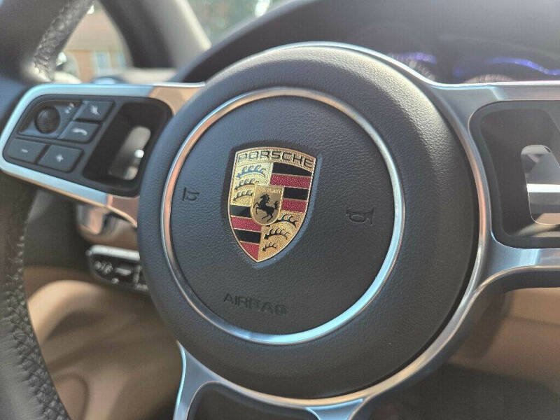 2022 Porsche Cayenne