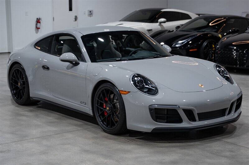 2019 Porsche 911 Carrera GTS