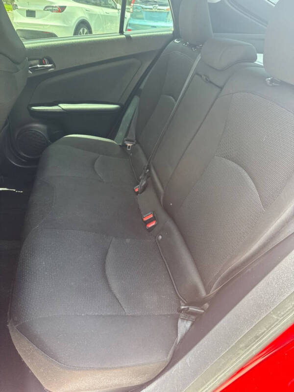 2020 Toyota Prius LE