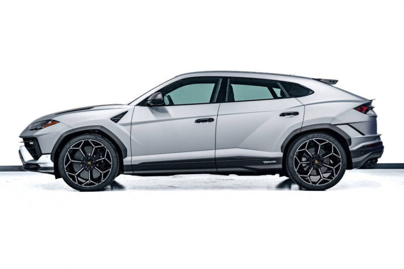2024 Lamborghini Urus Performante