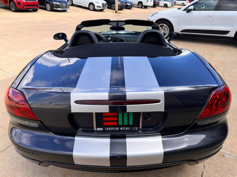 2006 Dodge Viper SRT-10