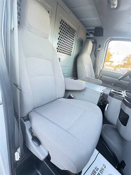 2014 Ford E-Series E-150