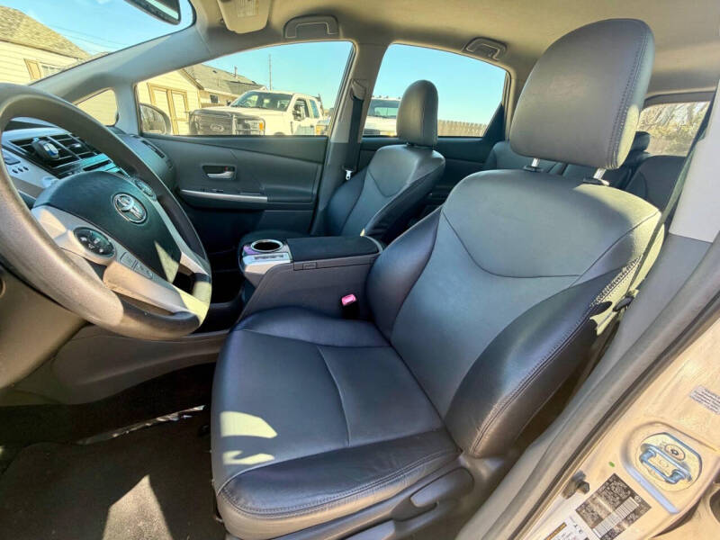 2012 Toyota Prius v Five