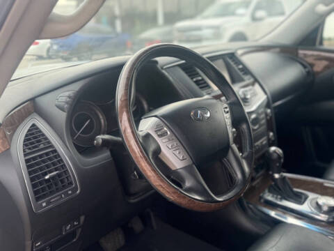 2017 Infiniti QX80 Signature Edition