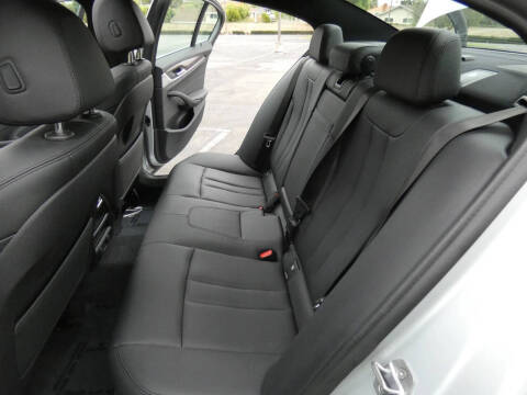 2019 BMW 5 Series 530i