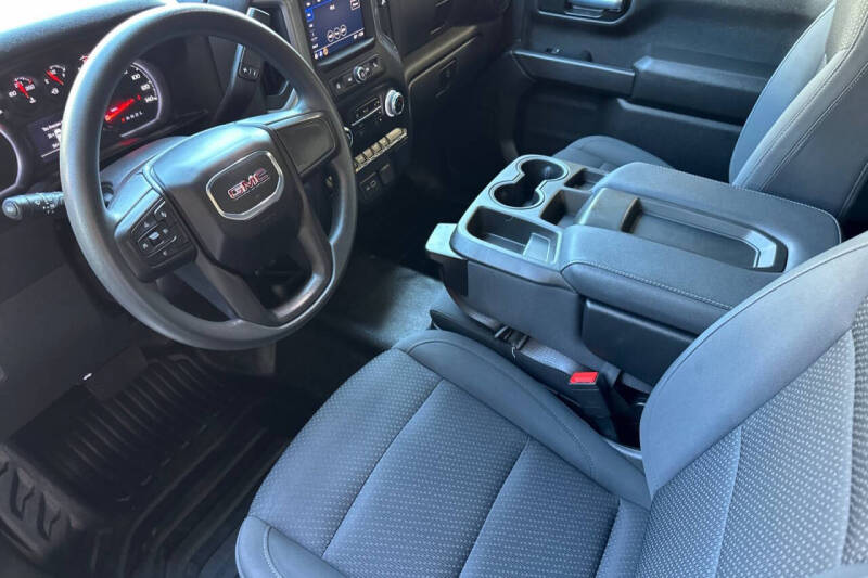 2022 GMC Sierra 1500 Pro