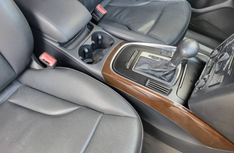 2012 Audi Q5 2.0T quattro Premium