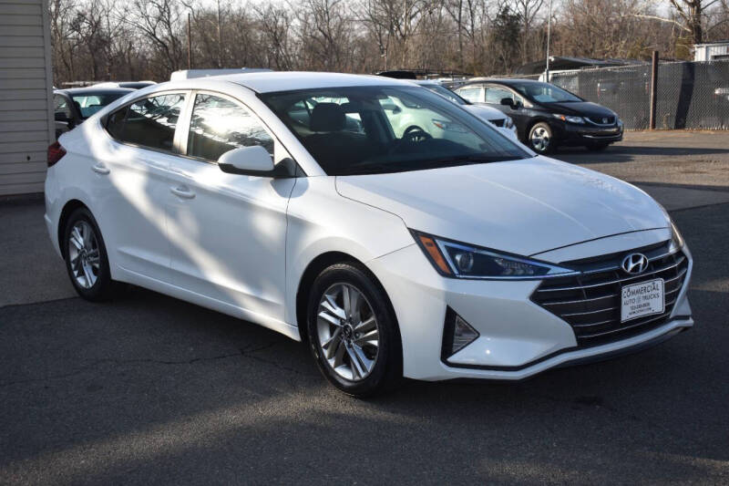 2020 Hyundai Elantra SEL photo 4