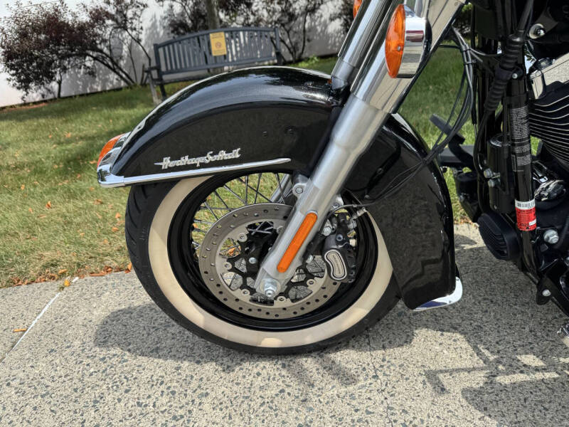 2017 Harley-Davidson Heritage Softail Classic