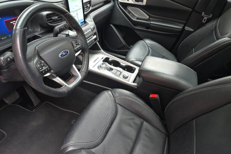 2020 Ford Explorer ST