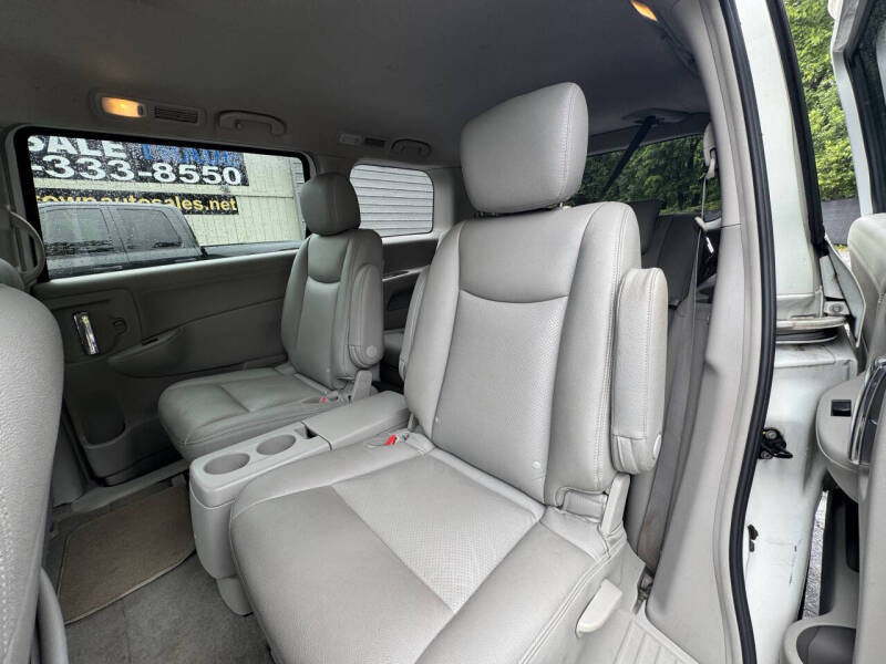 2017 Nissan Quest SV