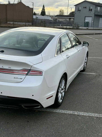 2016 Lincoln MKZ