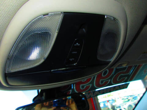 2017 Chrysler 200 Limited Platinum