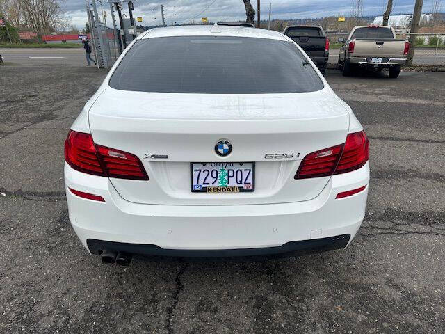 2015 BMW 5 Series 528i xDrive