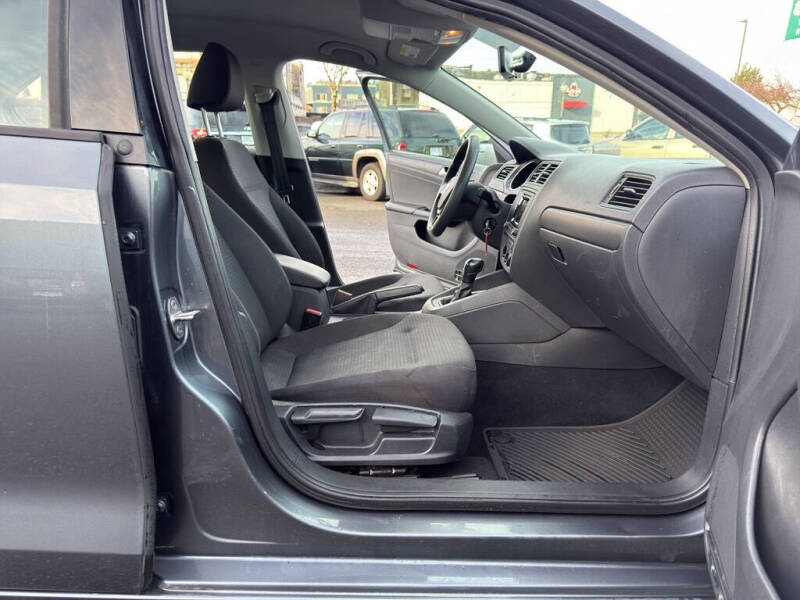 2016 Volkswagen Jetta