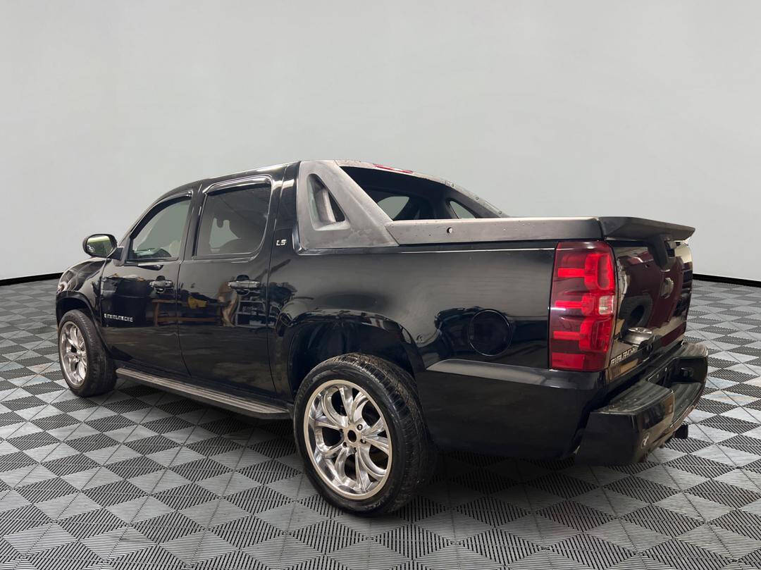 2008 Chevrolet Avalanche for sale at Paley Auto Group in Columbus, OH