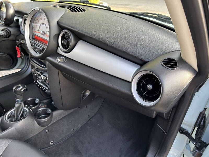2013 MINI Hardtop Cooper